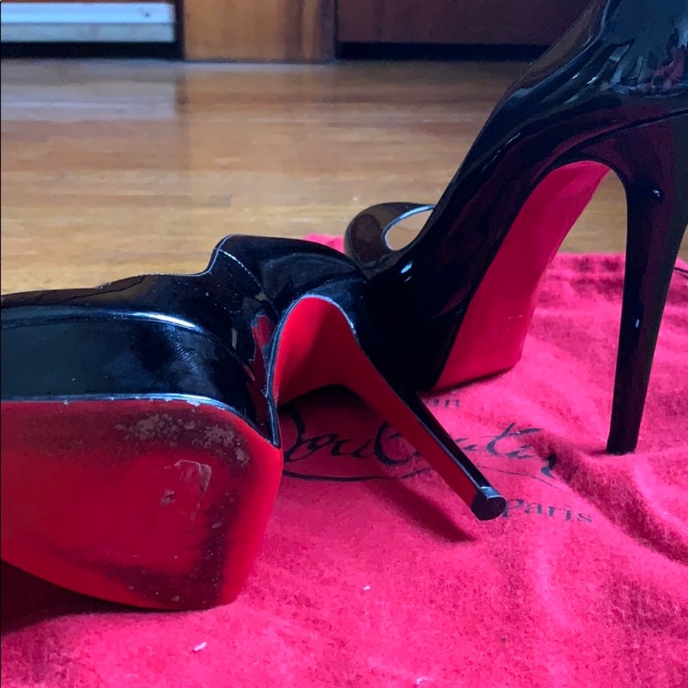 Christian Louboutin Pumps - Picture 2 of 8